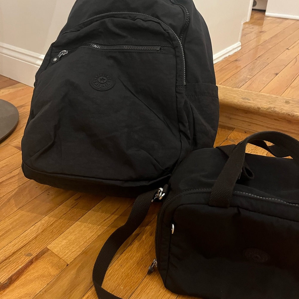 Kipling Seoul Xl backpack and matching lunch box